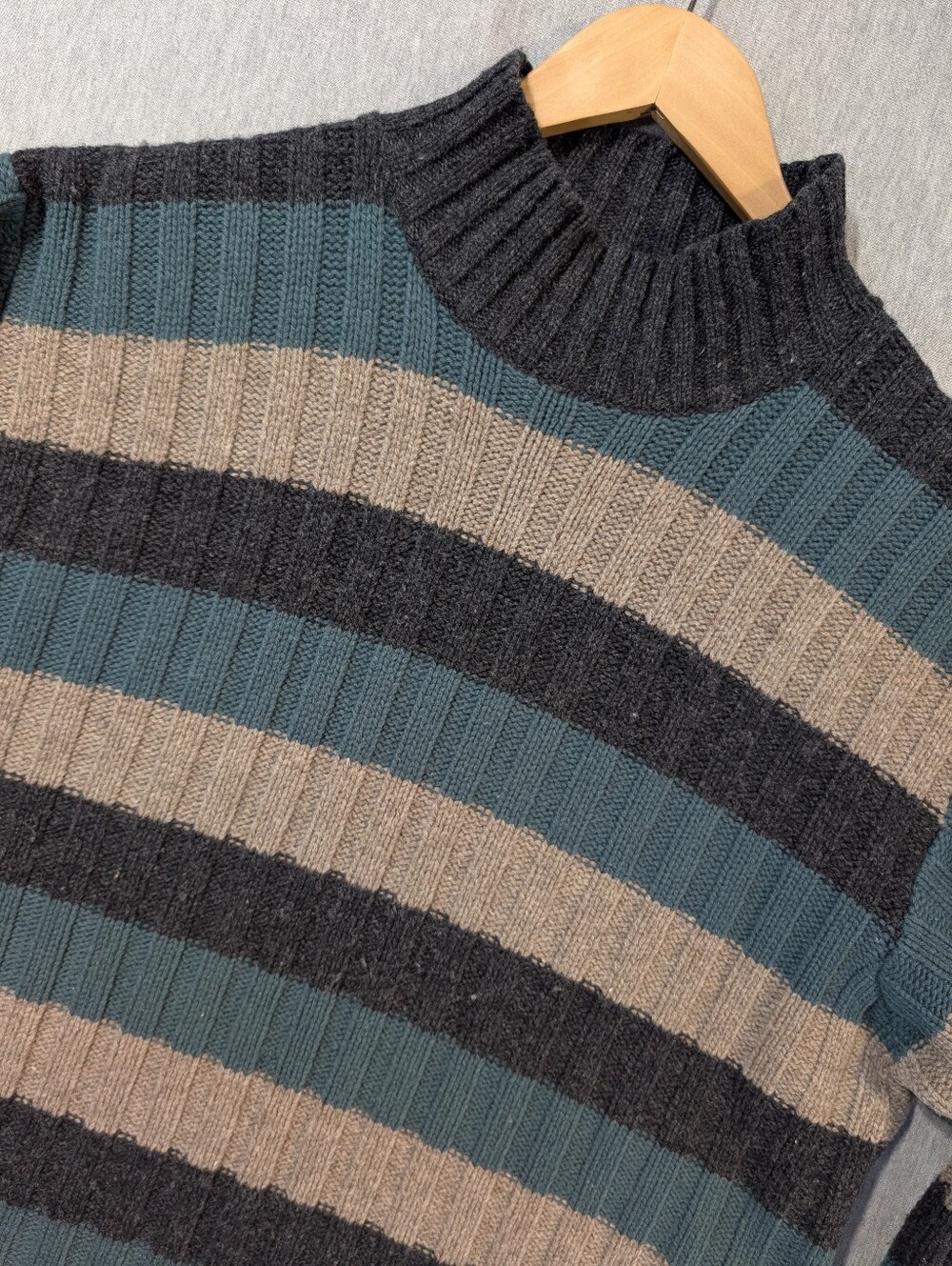 Vintage J. Crew Ribbed Lambswool Striped Sweater Men's XL Green Black Heavy Knit